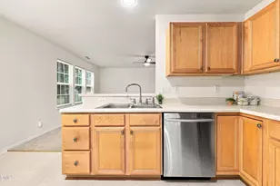 6001 Crayford Dr, Raleigh, NC 27604 - Photo 15