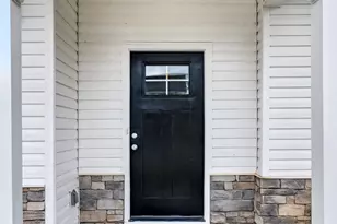 117 Greenview St, Clayton, NC 27520 - Photo 3