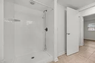 602 Eden Ln, Chapel Hill, NC 27517 - Photo 7