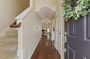 2625 Asher View Ct, Raleigh, NC 27606 - Photo 3