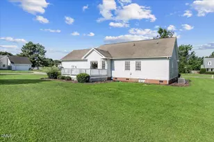 200 Woodcroft Dr, Goldsboro, NC 27534 - Photo 9