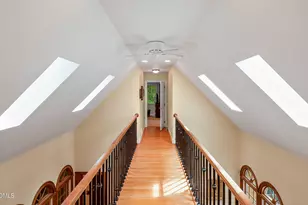320 Lochside Dr, Cary, NC 27518 - Photo 45