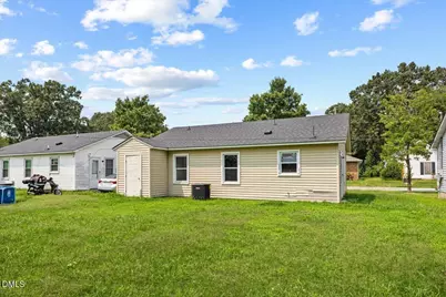 805 E Highland Avenue, Rocky Mount, NC 27801 - Photo 23
