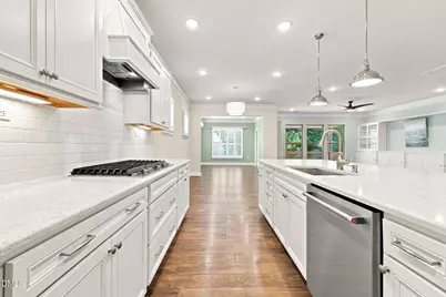 125 Oakmere Drive, Cary, NC 27513 - Photo 11