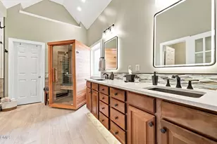 206 Yale Ln, Chapel Hill, NC 27517 - Photo 19