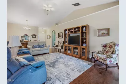 811 Antler Meadow Way, Fuquay-Varina, NC 27526 - Photo 9