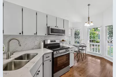 1100 Esher Court, Raleigh, NC 27609 - Photo 11