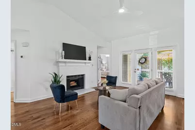 1100 Esher Court, Raleigh, NC 27609 - Photo 3