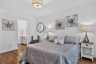 1100 Esher Ct, Raleigh, NC 27609 - Photo 15