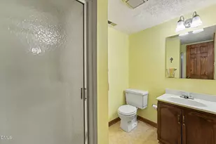 5405 Parkwood Dr, Raleigh, NC 27612 - Photo 23