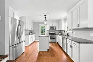 240 Jay St, Chapel Hill, NC 27516 - Photo 9