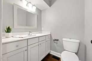 240 Jay St, Chapel Hill, NC 27516 - Photo 15