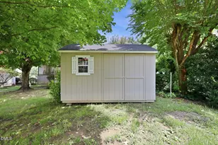 2506 Ashley Pl, Burlington, NC 27215 - Photo 43