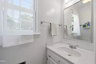 2506 Ashley Pl, Burlington, NC 27215 - Photo 15