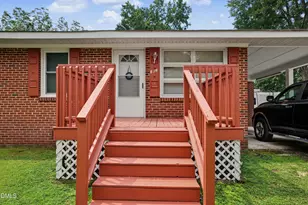 303 Shady Ln Dr, Smithfield, NC 27577 - Photo 5