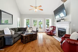 40 Perry Ln, Zebulon, NC 27597 - Photo 7