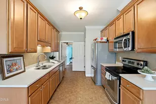 40 Perry Ln, Zebulon, NC 27597 - Photo 5