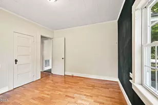 221 Zollicoffer Ave, Henderson, NC 27536 - Photo 17