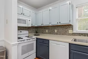 5500 Fortunes Ridge Dr, Durham, NC 27713 - Photo 7