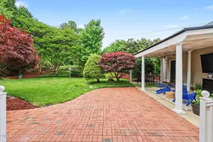 10054 Bost, Chapel Hill, NC 27517 - Photo 9