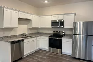 2213 Gln Xing Dr, Durham, NC 27704 - Photo 9