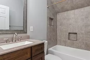 217 W Elm Ave, Holly Springs, NC 27540 - Photo 9