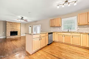 706 Crestview Dr, Durham, NC 27712 - Photo 15