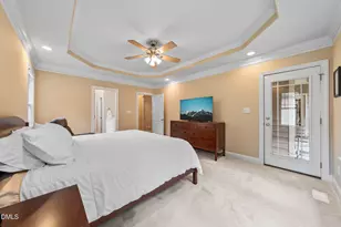 8113 Last Oak Ct, Raleigh, NC 27613 - Photo 19