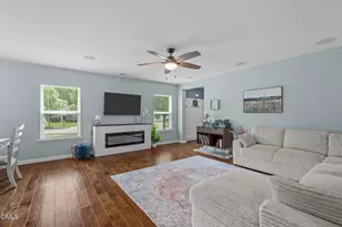 3137 Willow Ranch Dr, Fuquay-Varina, NC 27526 - Photo 7
