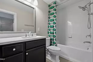 2800 Bedford Green Dr, Raleigh, NC 27604 - Photo 17