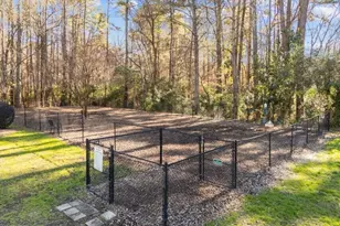 1738 Township Cir, Raleigh, NC 27609 - Photo 25