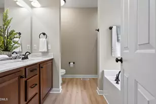 33 Greenfield Ln, Clayton, NC 27527 - Photo 27