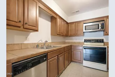 618 Pine Ridge Place, Raleigh, NC 27609 - Photo 21