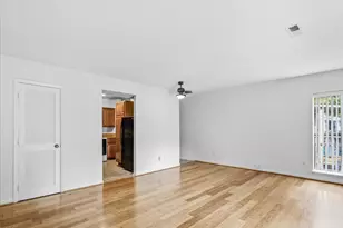 618 Pine Ridge Pl, Raleigh, NC 27609 - Photo 17