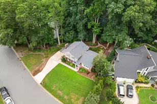 812 Pinewood Dr, Apex, NC 27502 - Photo 35