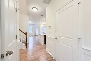 907 Saratoga Dr, Durham, NC 27704 - Photo 5