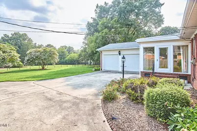 2108 Edgewood Avenue, Burlington, NC 27215 - Photo 29