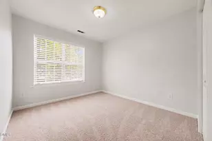 29 Edgebrook Cir, Durham, NC 27703 - Photo 17