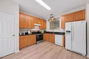 29 Edgebrook Cir, Durham, NC 27703 - Photo 3