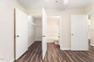 1420 Collegiate Cir, Raleigh, NC 27606 - Photo 7