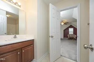 5016 Chipstone Dr, Raleigh, NC 27610 - Photo 15