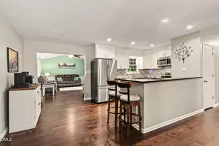 9208 Holly Springs Rd, Apex, NC 27539 - Photo 5