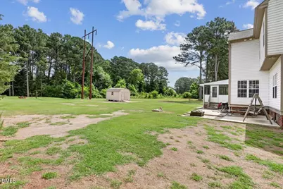 122 W Raintree Lane, Goldsboro, NC 27534 - Photo 13