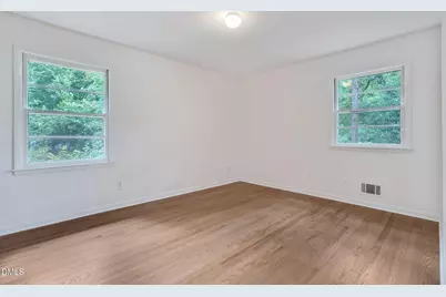 321 Clarendon Crescent, Raleigh, NC 27610 - Photo 9