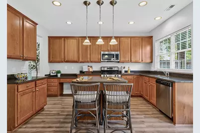 7803 Clover Creek Court, Raleigh, NC 27613 - Photo 15