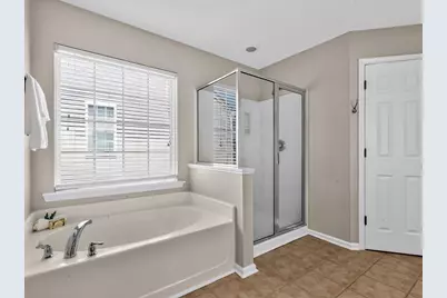 7803 Clover Creek Court, Raleigh, NC 27613 - Photo 23