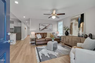 1208 Ivy St, Durham, NC 27701 - Photo 3