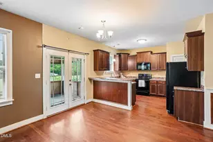 112 Camden Pl St, Princeton, NC 27569 - Photo 7