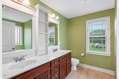 112 Camden Pl Street, Princeton, NC 27569 - Photo 17