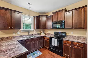 112 Camden Pl St, Princeton, NC 27569 - Photo 9